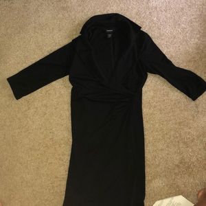 Black dress low cut with a collar